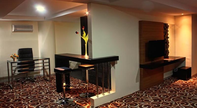 89 Hotel Batam Eksteriør billede